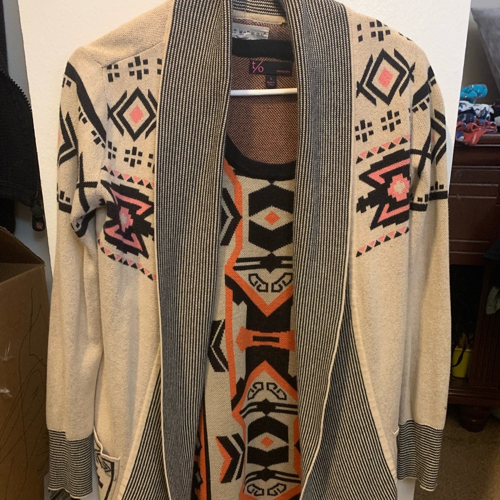 Dress - Picture 3 of 5